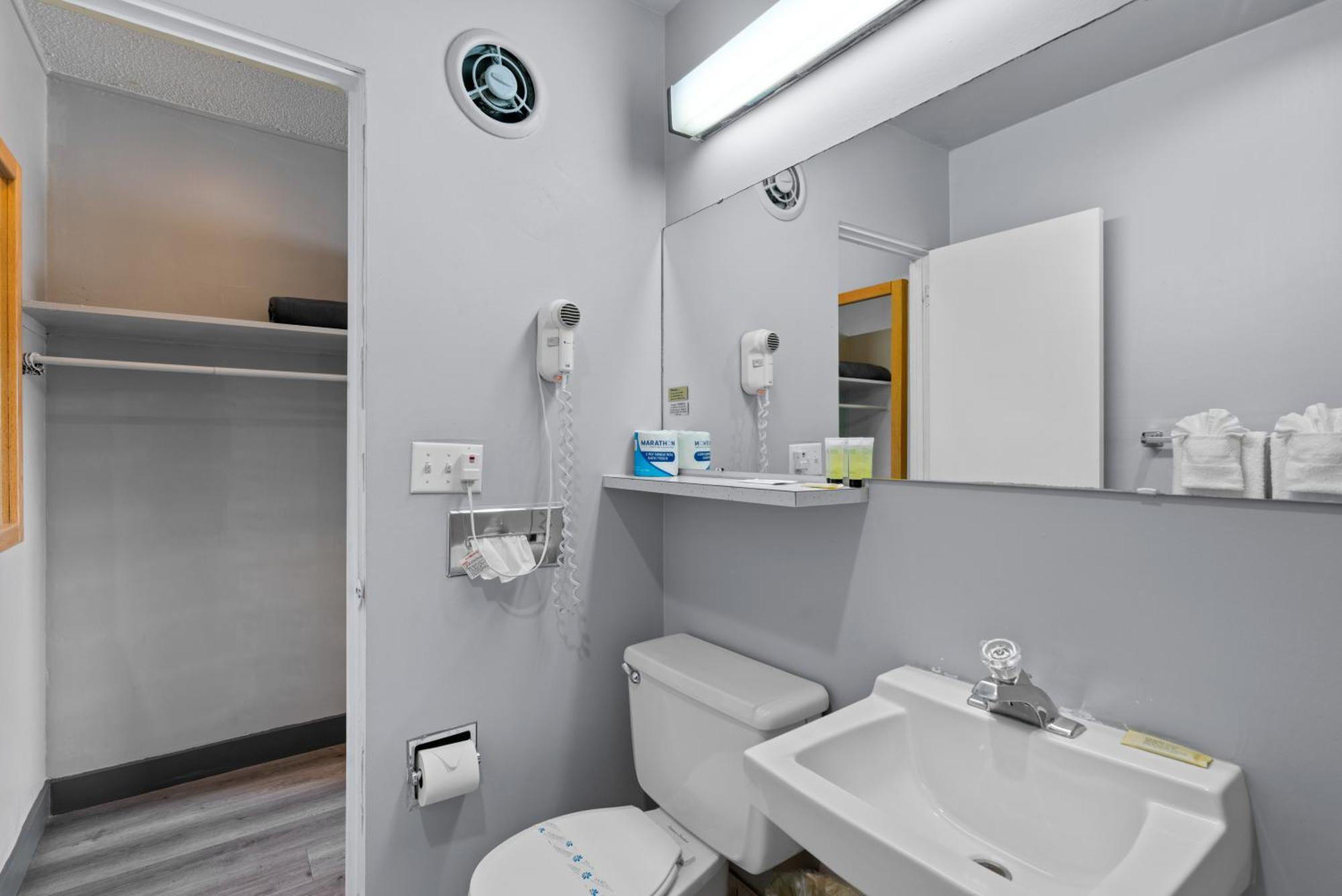 Holiday Lodge 웨내치 외부 사진