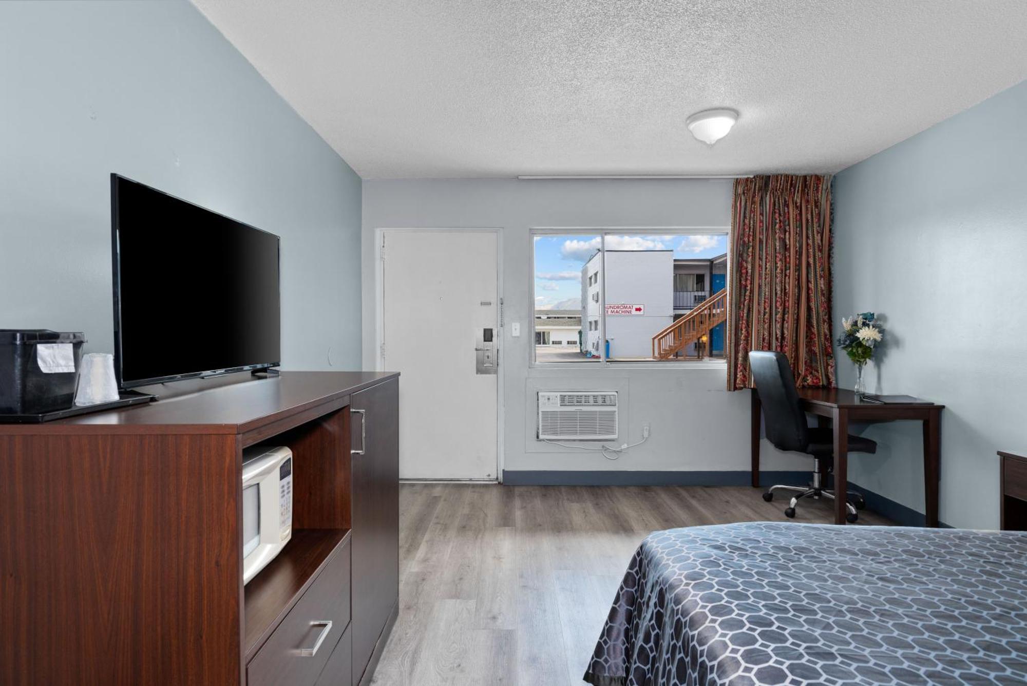 Holiday Lodge 웨내치 외부 사진
